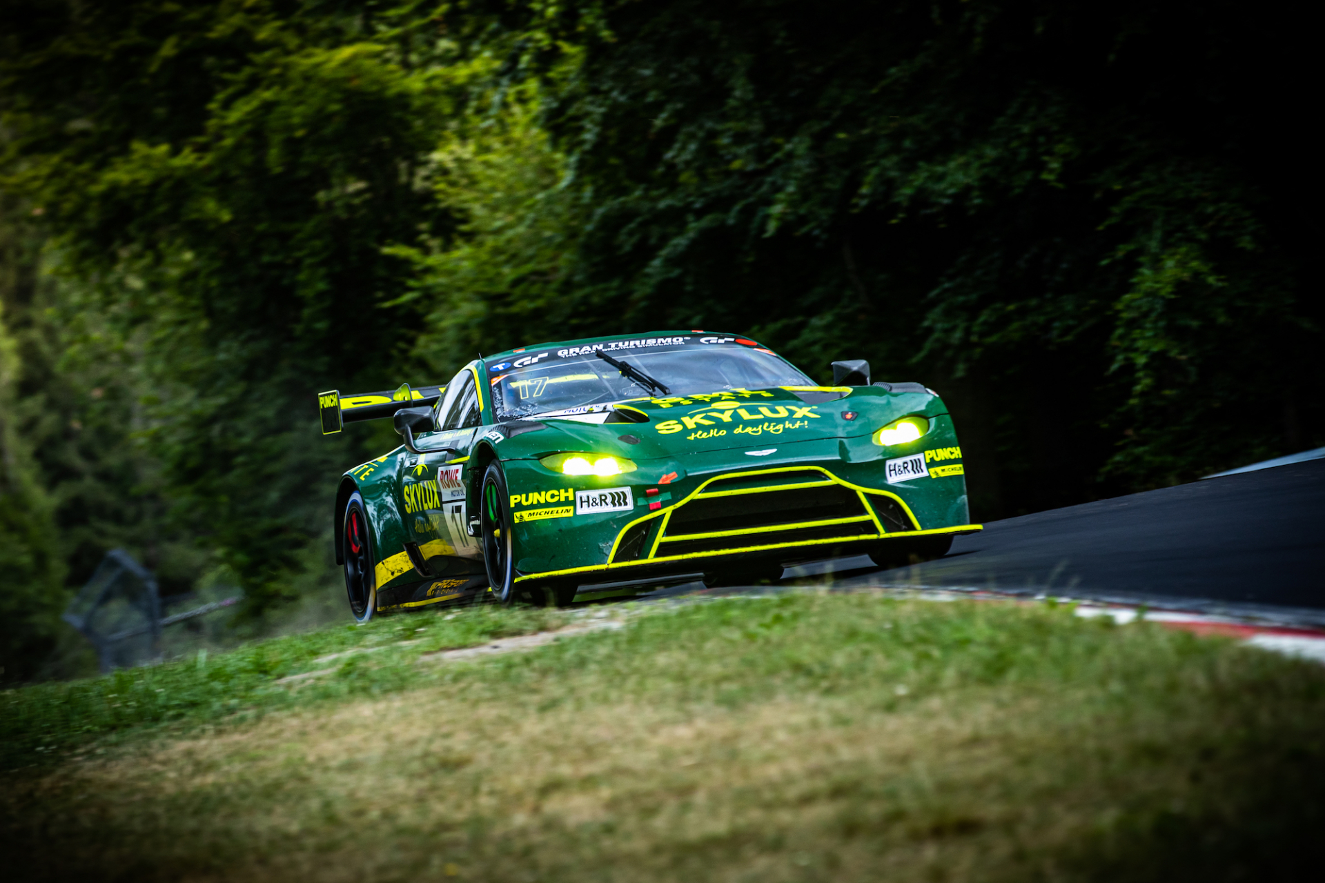 Aston Martin targets more history with Vantage as 2023 FIA World Endurance  Championship begins at Se